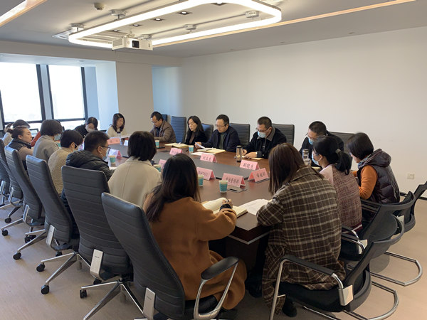 中圣公司開展黨員先鋒隊(duì)創(chuàng)建工作推進(jìn)會(huì)_副本.jpg